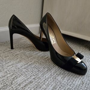 Salvatore Ferragamo Pimpa Black Patent Leather Heels 9.5